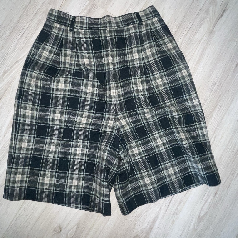 VTG Pendleton Womens High-Waisted Green Plaid Wool Shorts Size 6 Made In USA